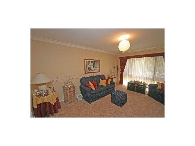 11 Harrier Parade, Tamworth NSW 2340