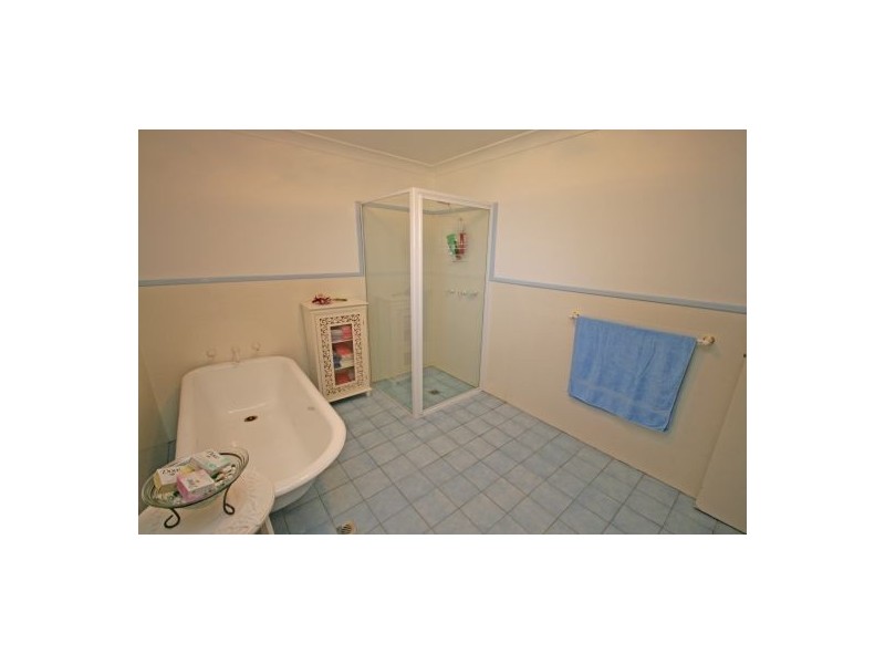 11 Harrier Parade, Tamworth NSW 2340