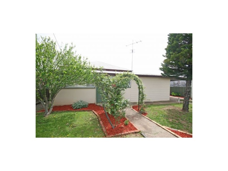 6 Lydia Street, Tamworth NSW 2340