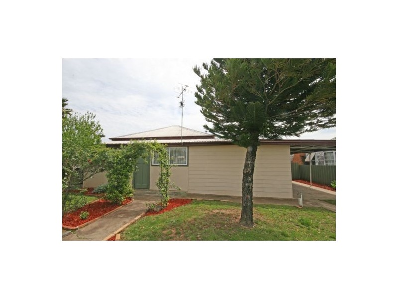6 Lydia Street, Tamworth NSW 2340