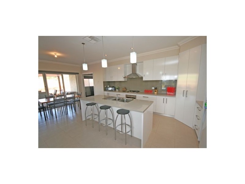 20 Daintree Circuit, Tamworth NSW 2340