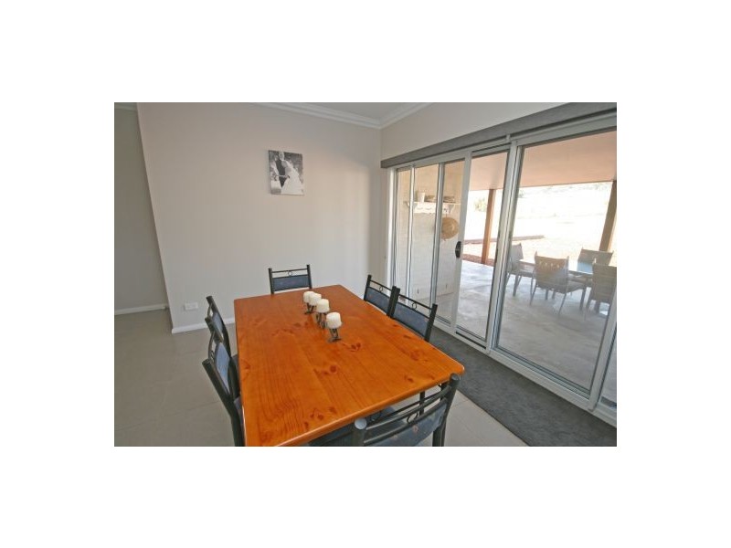 20 Daintree Circuit, Tamworth NSW 2340