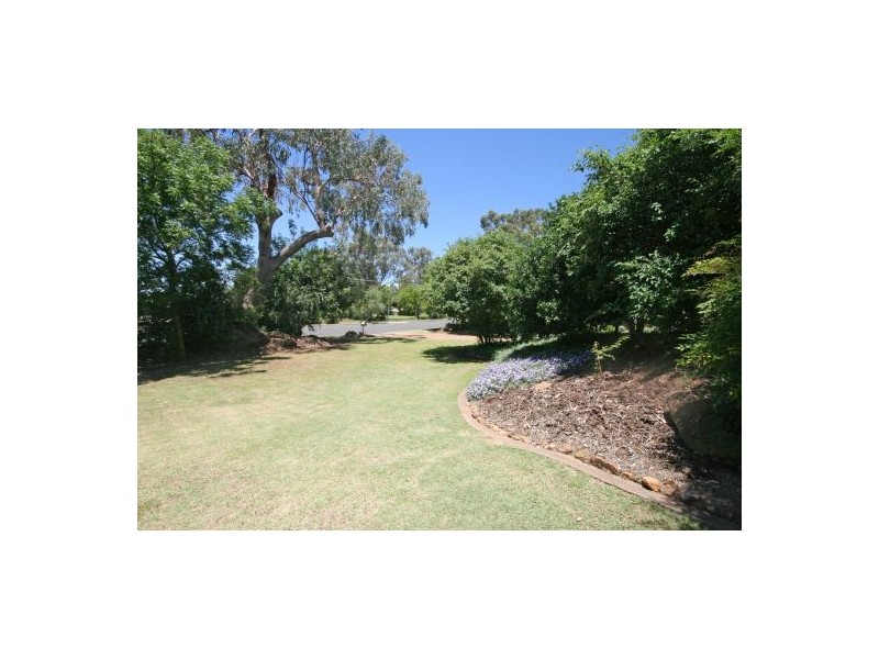 21 Darrell Road, Tamworth NSW 2340