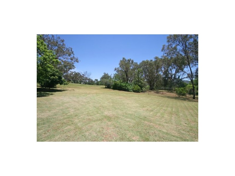 21 Darrell Road, Tamworth NSW 2340