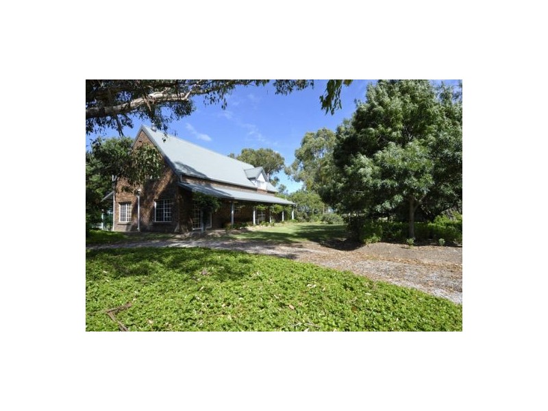 279 Gidley Appleby Road “The Gatehouse”, Tamworth NSW 2340