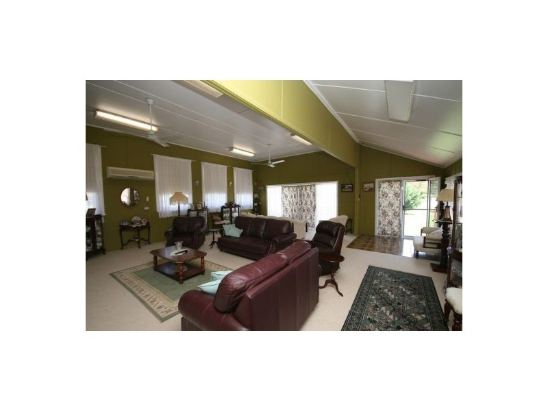 108 Nundle Road, Tamworth NSW 2340