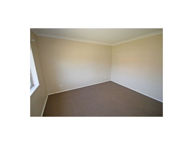 18 Kyooma Street, Tamworth NSW 2340