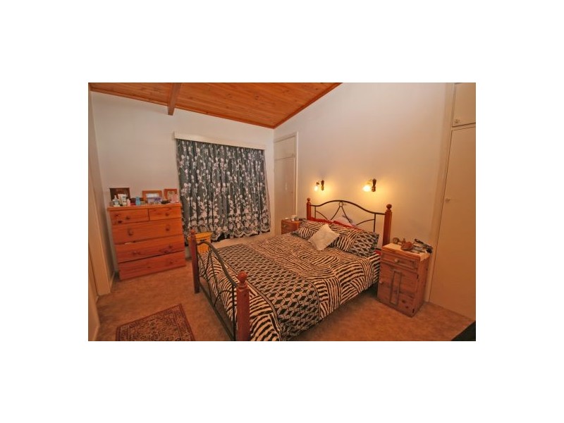 428B Roses Lane (1327 New England Highway), Kootingal NSW 2352