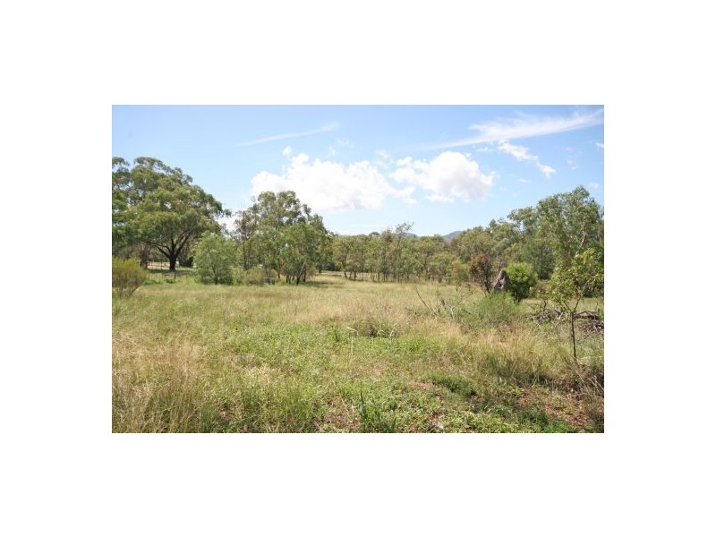 428B Roses Lane (1327 New England Highway), Kootingal NSW 2352