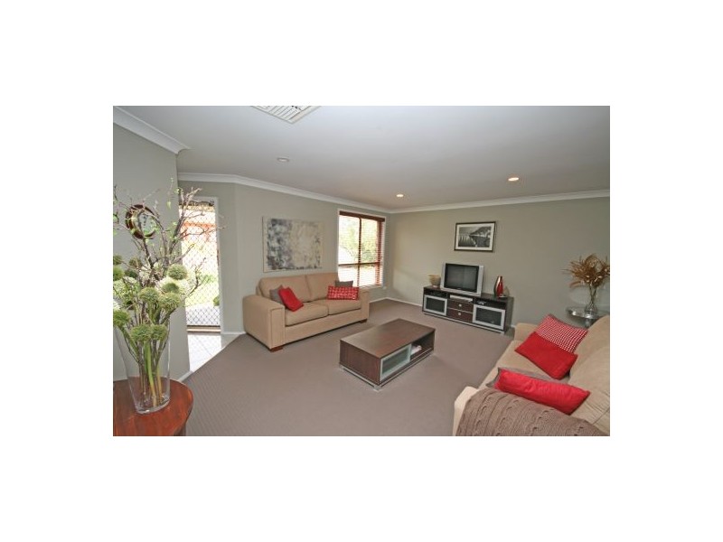 8 Dibar Drive, Tamworth NSW 2340