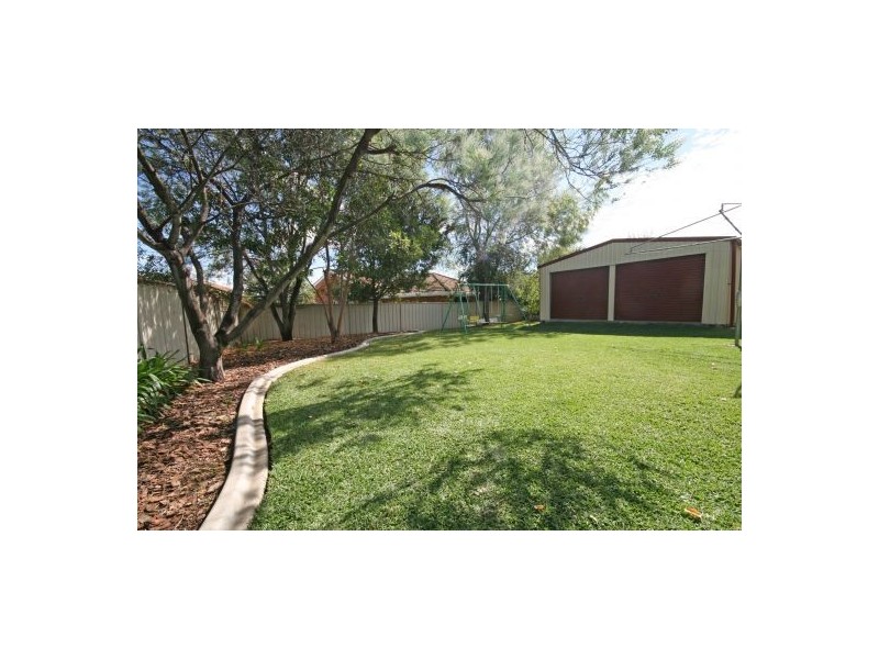 8 Dibar Drive, Tamworth NSW 2340