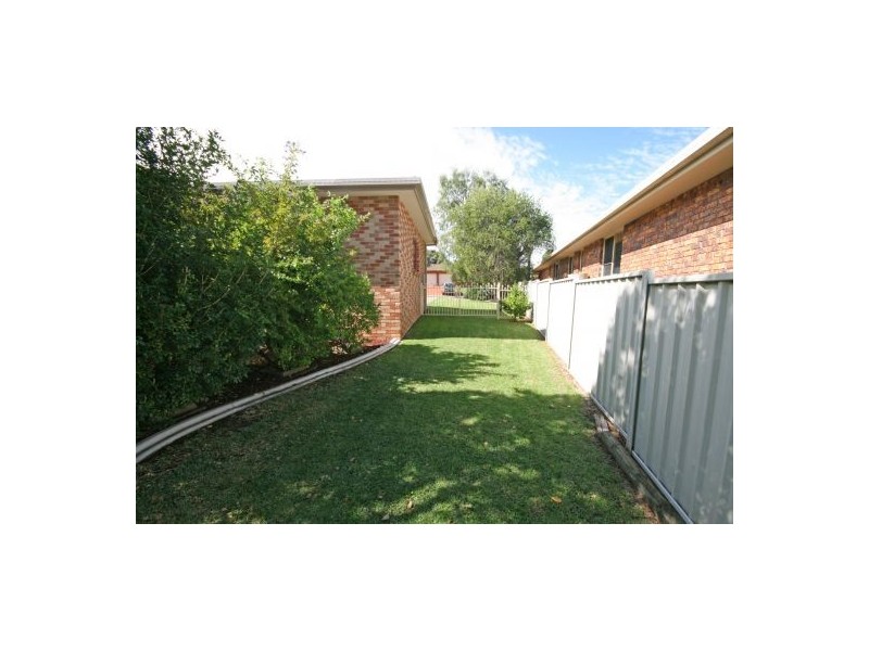 8 Dibar Drive, Tamworth NSW 2340