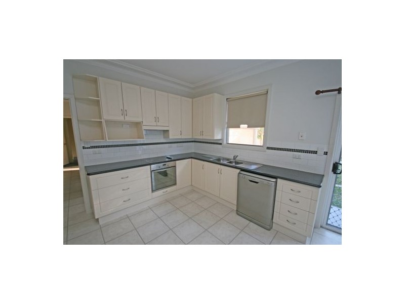 36 Edinburgh Street, Tamworth NSW 2340