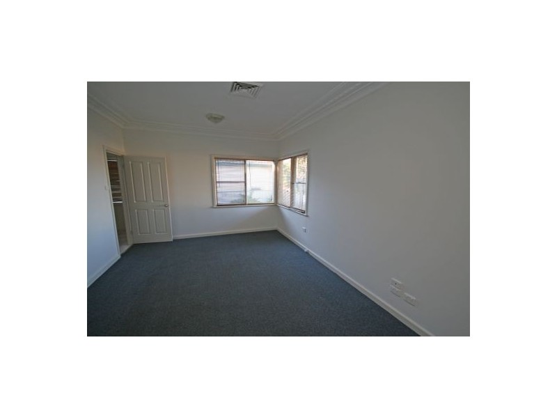 36 Edinburgh Street, Tamworth NSW 2340