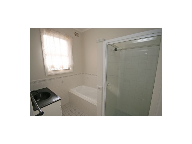 36 Edinburgh Street, Tamworth NSW 2340