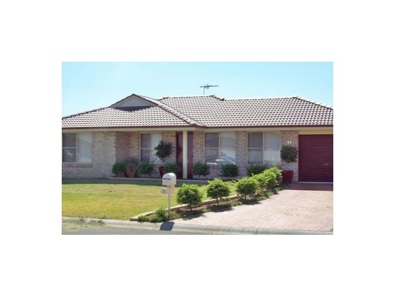 11 Lindsay Road, Tamworth NSW 2340