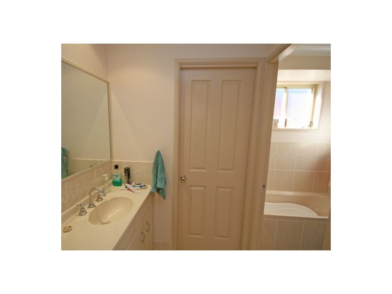 11 Lindsay Road, Tamworth NSW 2340