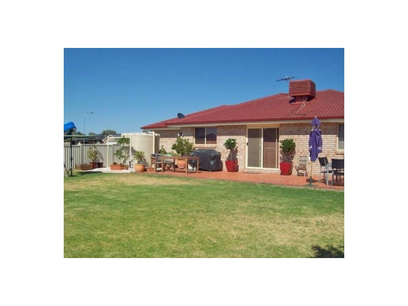 11 Lindsay Road, Tamworth NSW 2340