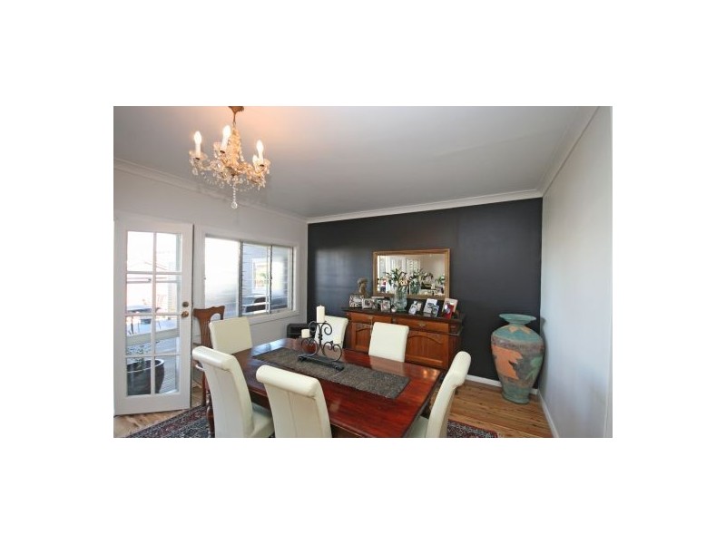 62 Mathews Street, Tamworth NSW 2340