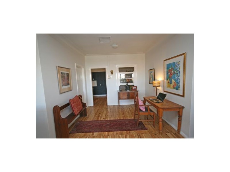 62 Mathews Street, Tamworth NSW 2340