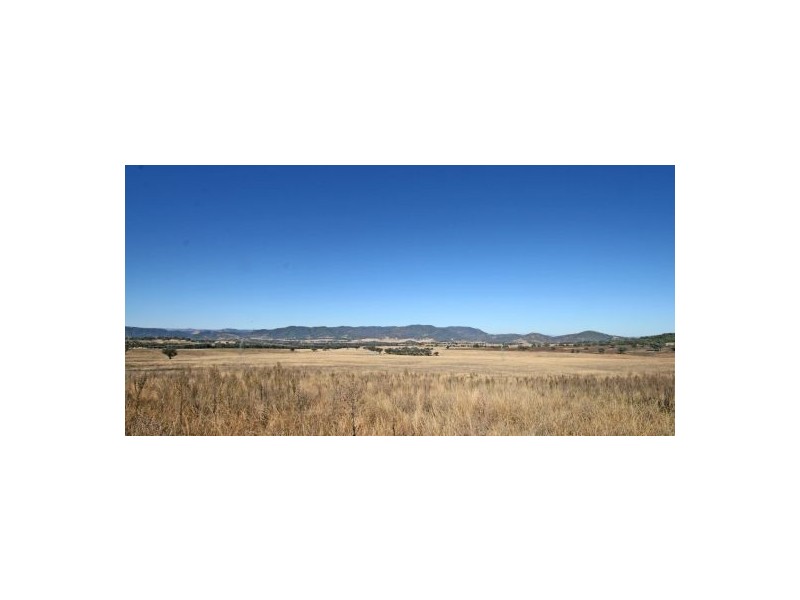 168 Yarrol Road, Kootingal NSW 2352