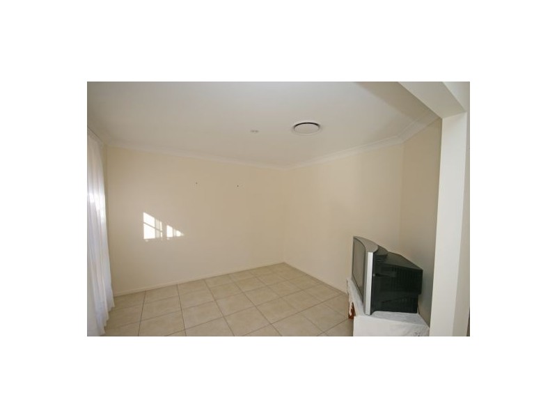 32 Garden Street, Kootingal NSW 2352