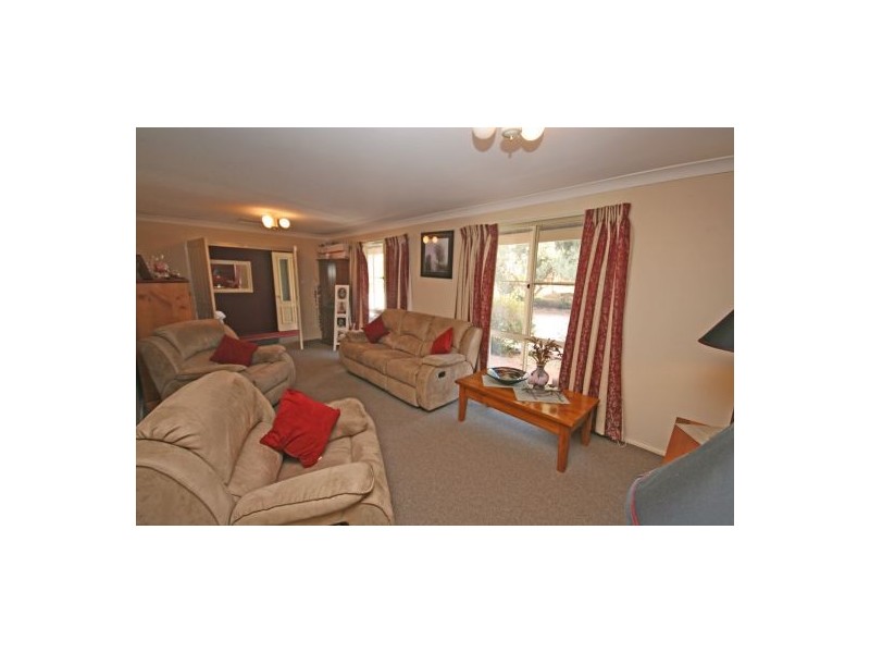 15 Dangar Crescent Kingswood, Tamworth NSW 2340