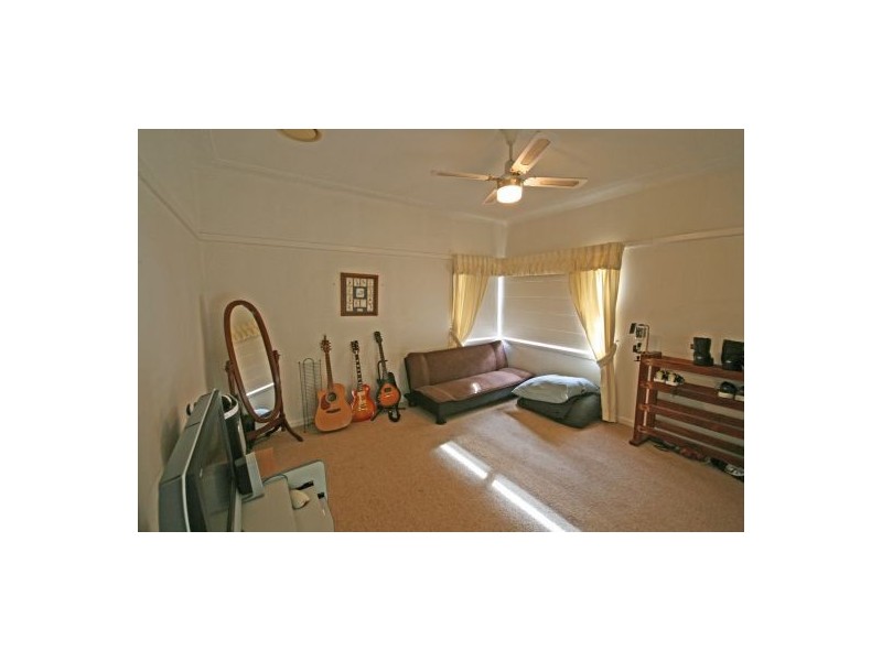 44 Mathews Street, Tamworth NSW 2340