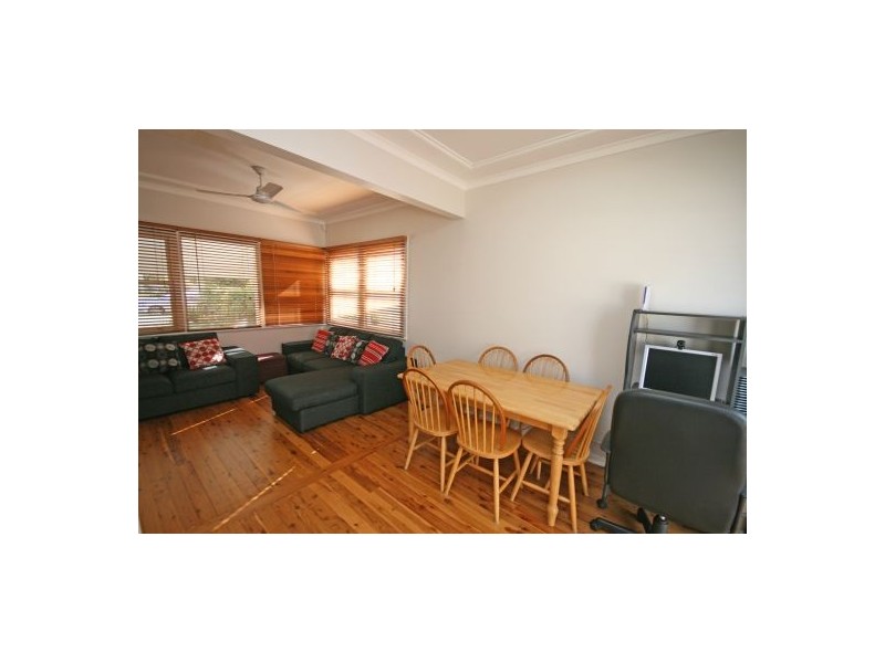 13 Croydon Avenue, Tamworth NSW 2340