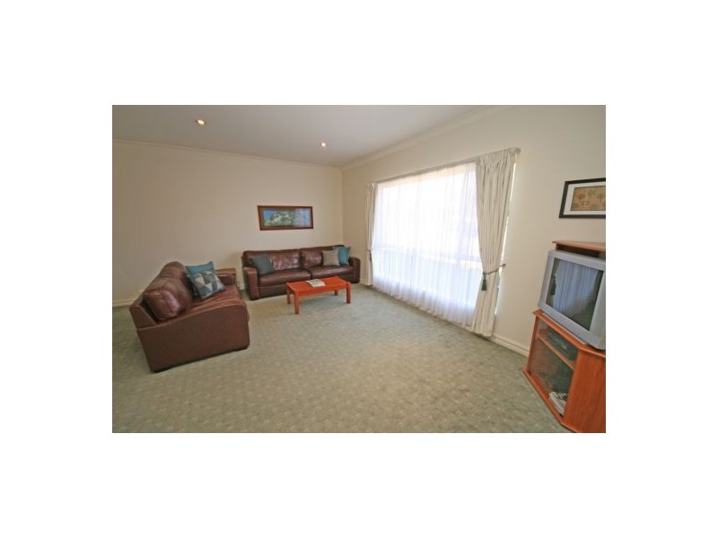 7 Noonga Crescent, Tamworth NSW 2340