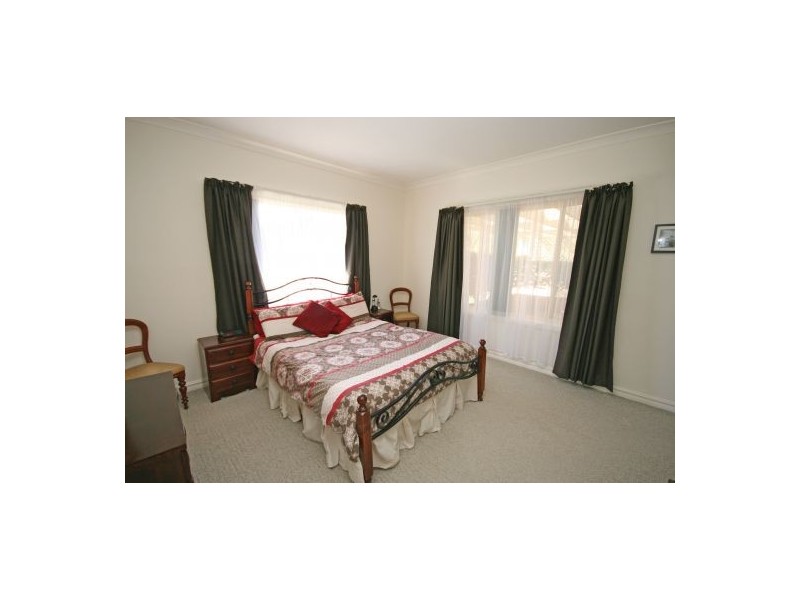 7 Noonga Crescent, Tamworth NSW 2340