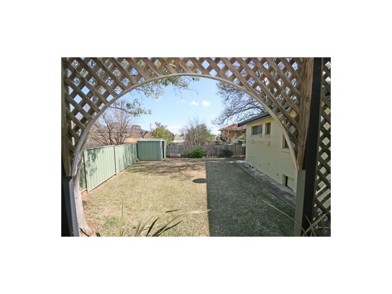 26 Cypress Street, Tamworth NSW 2340