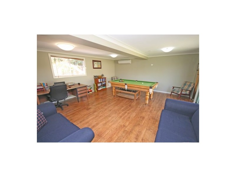 8 Ring Street, Tamworth NSW 2340