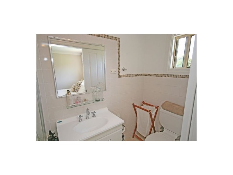 8 Ring Street, Tamworth NSW 2340