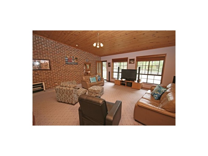 31 Kingswood Drive, Tamworth NSW 2340