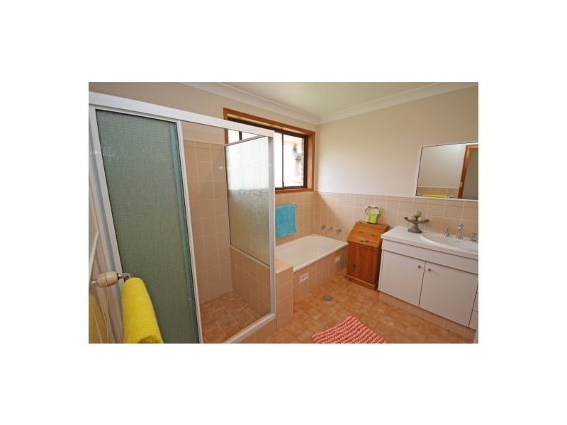 31 Kingswood Drive, Tamworth NSW 2340