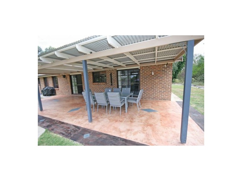 31 Kingswood Drive, Tamworth NSW 2340
