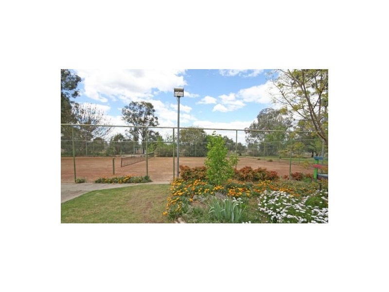 31 Kingswood Drive, Tamworth NSW 2340