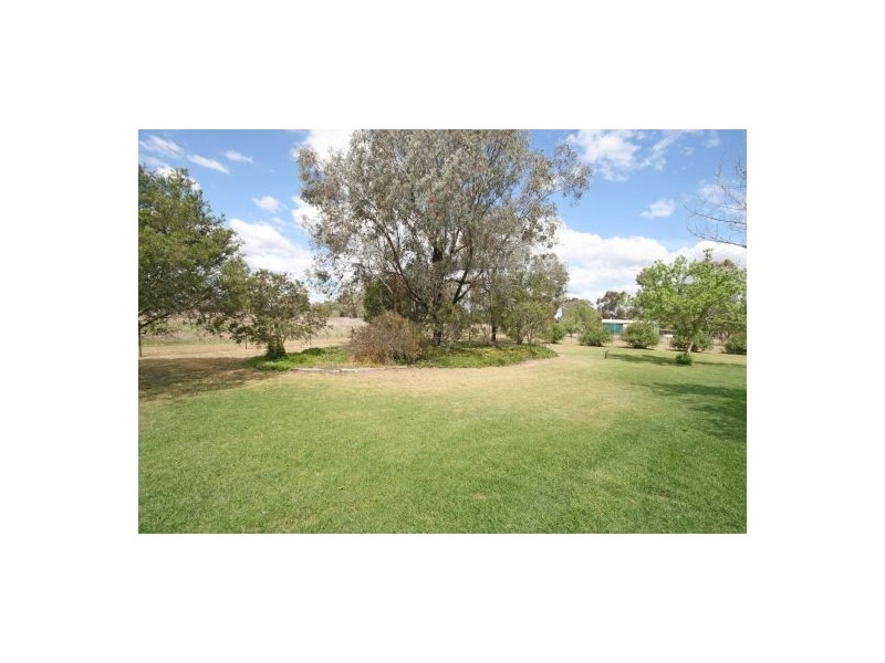 31 Kingswood Drive, Tamworth NSW 2340