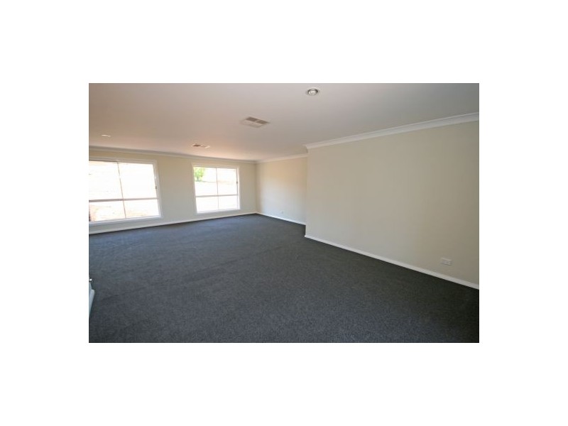 7 Barakula Drive, Tamworth NSW 2340
