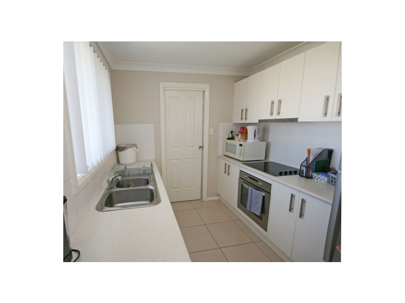 65 Manilla Road, Tamworth NSW 2340