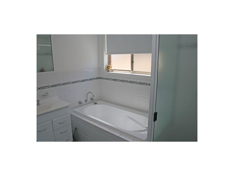 33 Janelle Street, Tamworth NSW 2340