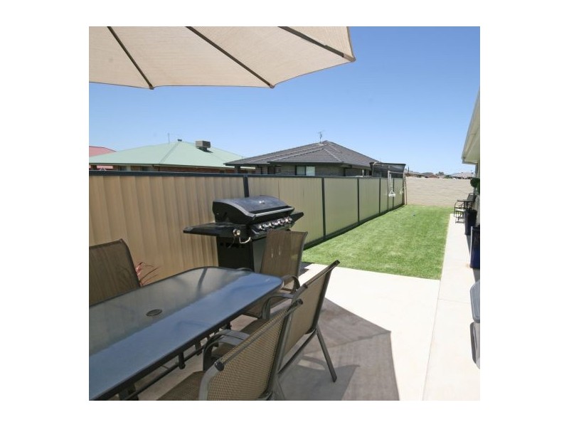 39 Cunningham Street, Tamworth NSW 2340