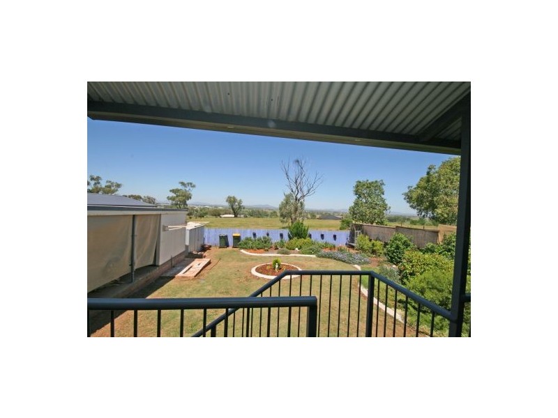 5 Peel Street, Tamworth NSW 2340