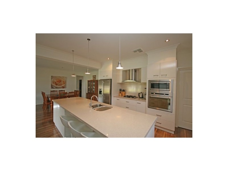 14 Emu Close, Tamworth NSW 2340