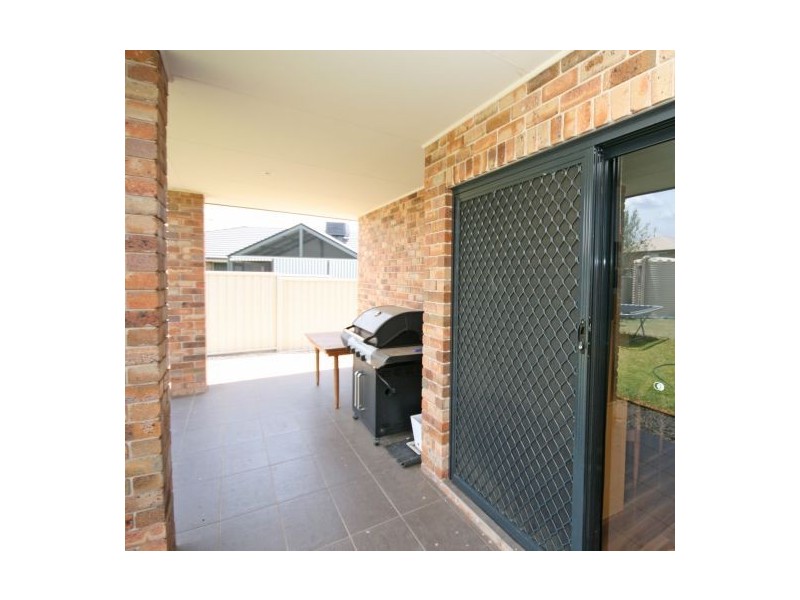 14 Emu Close, Tamworth NSW 2340