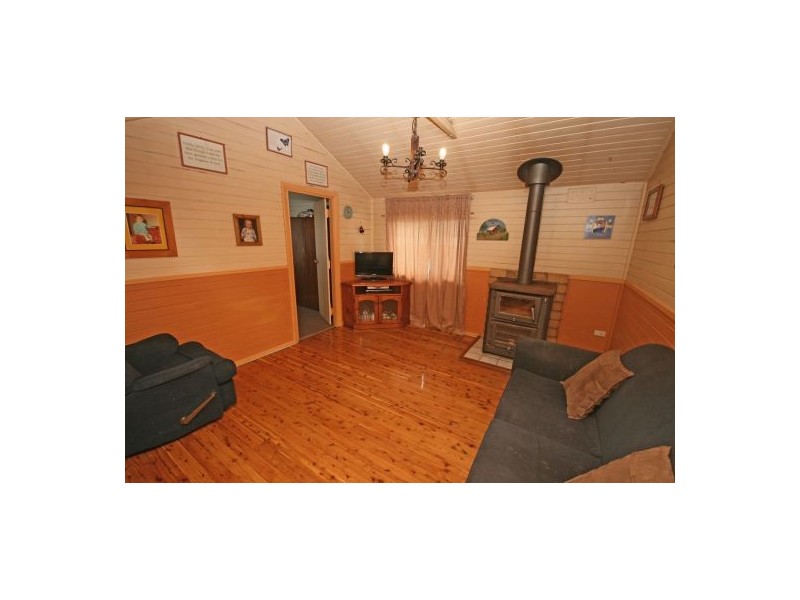 25 Sandy Road, Kootingal NSW 2352