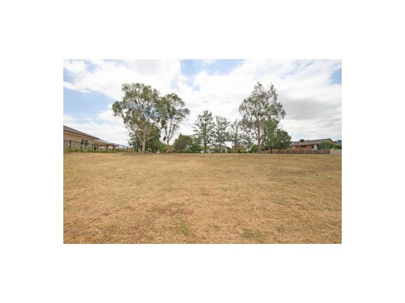 37 Ebony Close, Tamworth NSW 2340