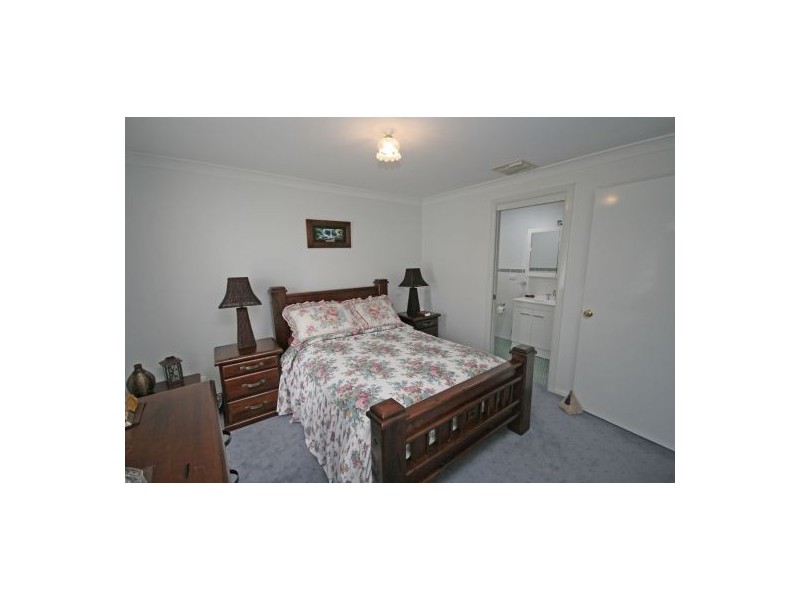 15 Noonga Crescent, Tamworth NSW 2340