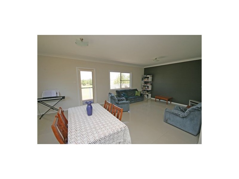 111 Burgess Lane, Tamworth NSW 2340